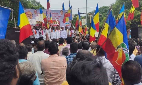 பா.ம.க. கண்டன ஆர்ப்பாட்டம்