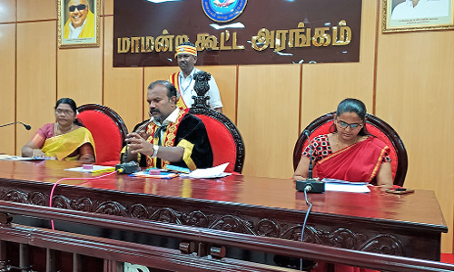 தூத்துக்குடி-மீளவிட்டான் இடையே ரெயில்வே மேம்பாலம் அமைக்க நடவடிக்கை - மாநகராட்சி கூட்டத்தில் மேயர் அறிவிப்பு