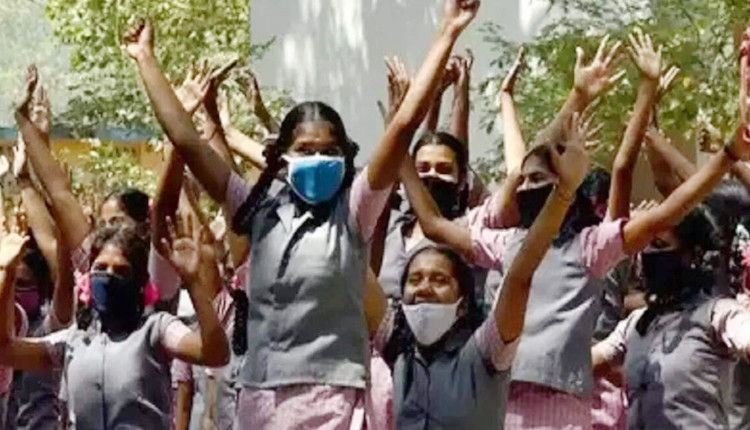 சேலம், நாமக்கல் மாவட்டங்களில் அரசு, அரசு உதவிபெறும் பள்ளிகளில் காலாண்டு தேர்வு இன்றுடன் நிறைவடைந்தது