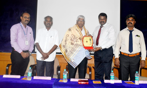 ஓசூர் எம்.ஜி.ஆர். கல்லூரியில்  தொழில் முனைவோர் வழிகாட்டு கருத்தரங்கம்