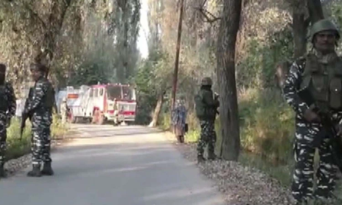 ஜம்மு காஷ்மீரில் 2 பயங்கரவாதிகள் சுட்டுக்கொலை
