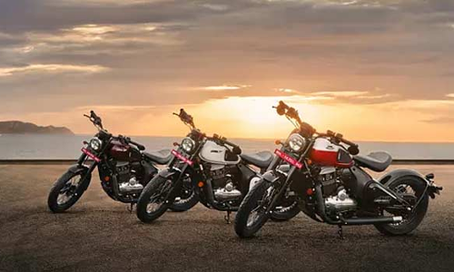 இந்தியாவில் அறிமுகமான புதிய ஜாவா 42 பாபர் - விலை எவ்வளவு தெரியுமா?