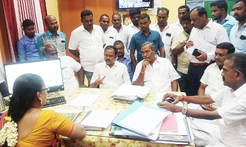 ஆரணி நகருக்கு வரவேண்டிய கூட்டு குடிநீர் திட்டத்தை தடுப்பதா?