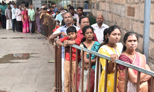 பெருமாள் கோவில்களில் சிறப்பு அபிஷேகம்
