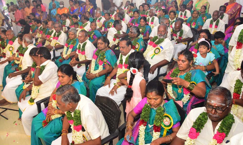 முன்னாள் மாணவர்கள் 108 பேருக்கு 60-ம் கல்யாணம்