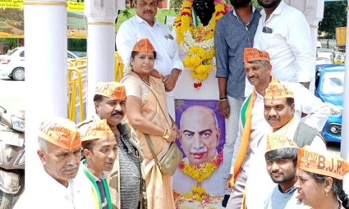 பா.ஜ.க. சார்பில்  ஊட்டியில் காந்தி ஜெயந்தி கொண்டாட்டம்