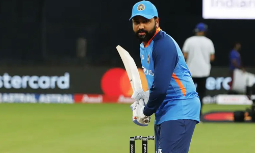 43 முறை ஒற்றை இலக்க ரன்னில் ஆட்டம் இழப்பு- மோசமான சாதனை படைத்த ரோகித் சர்மா