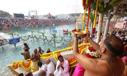 பிரம்மோற்சவ விழா நிறைவு: திருப்பதியில் சக்கரத்தாழ்வார் தீர்த்தவாரி