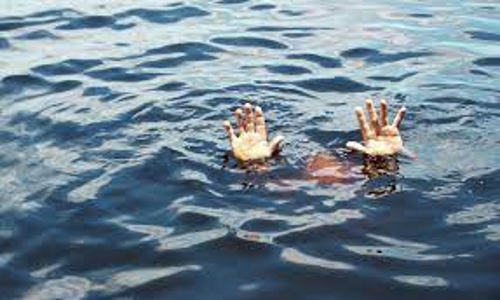 ஆரம்ப சுகாதார நிலைய ஊழியர் நீரில் மூழ்க்கி சாவு