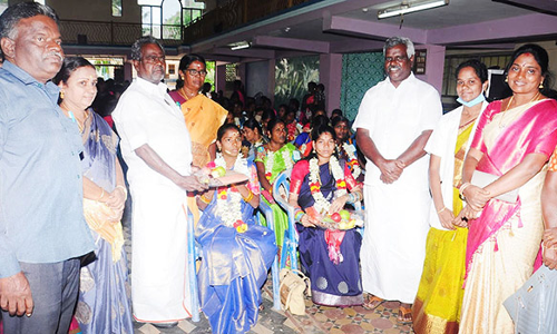 சமுதாய வளைகாப்பு விழா