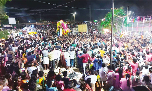 கன்னியாகுமரி பகவதி அம்மன் கோவில் பரிவேட்டை நிகழ்ச்சியில் திரண்ட பக்தர்கள்