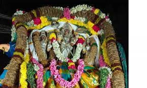 விஜயதசமி பண்டிகை பெருமாள் வீதி உலா