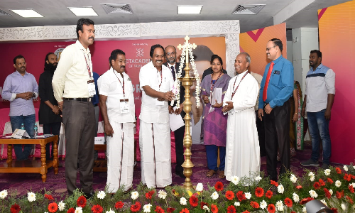 இளைஞர்களுக்கான வேலை வாய்ப்பு திறன் பயிற்சி முகாம் தொடக்கம் - மாறி வரும் தொழில் நுட்பங்களுக்கேற்ப மாணவ-மாணவிகள் திறமைகளை வளர்த்துக் கொள்ள வேண்டும் அமைச்சர் மனோ தங்கராஜ் பேச்சு