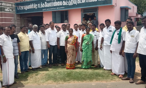 பருவாச்சி தொடக்க வேளாண்மை கூட்டுறவு கடன் சங்கத்தை பா.ம.க. நிர்வாகிகள் முற்றுகை