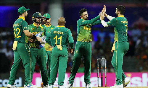 போராடி கடைசியில் கோட்டைவிட்டது இந்தியா: தென் ஆப்பிரிக்கா திரில் வெற்றி