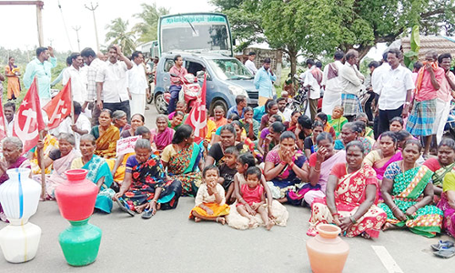 கிராமமக்கள் சாலை மறியல்