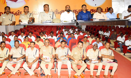 வாகனங்கள் அந்தந்த மாவட்டங்களில் அனுமதி பெற வேண்டும்-கலெக்டர் அறிவிப்பு