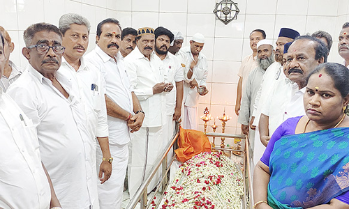 மீண்டும் எடப்பாடி தலைமையில் அ.தி.மு.க ஆட்சி அமைய பிரார்த்தனை