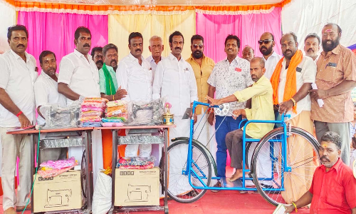 தசரா நிறைவு நாளையொட்டி 1000 பேருக்கு நலத்திட்டங்கள்-  என்.ஆர். தனபாலன் தொடங்கி வைத்தார்