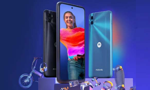 50MP கேமரா, 5000 எம்ஏஹெச் பேட்டரியுடன் மோட்டோ ஸ்மார்ட்போன் அறிமுகம்