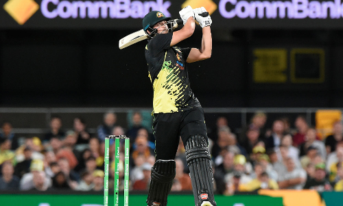 வார்னர்- டிம் டேவிட் அதிரடி: வெஸ்ட் இண்டீசுக்கு 179 ரன்கள் இலக்கு நிர்ணயித்தது ஆஸ்திரேலியா