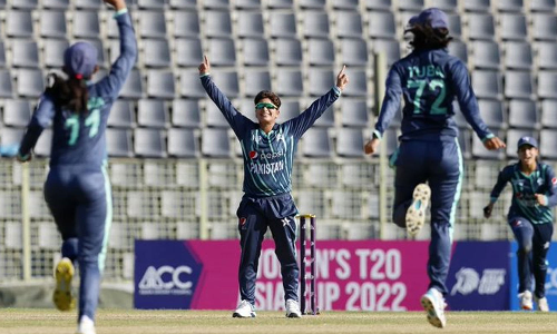 பெண்கள் ஆசிய கோப்பை: 13 ரன்கள் வித்தியாசத்தில் இந்தியாவை வீழ்த்தியது பாகிஸ்தான்