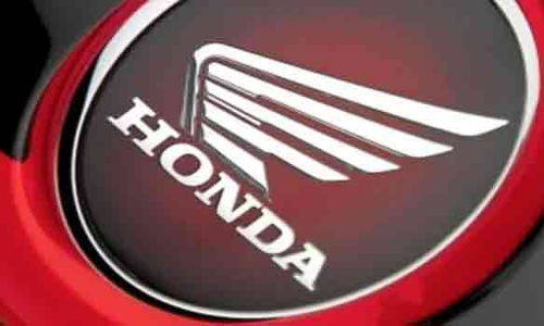 மிதக்கும் ஹோண்டா ஷோரூம் திறப்பு - எங்கு தெரியுமா?