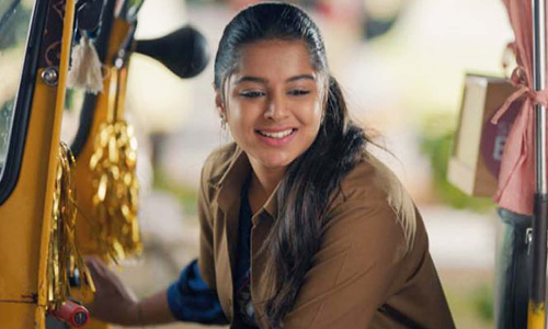 பெண்களாலும் எல்லாம் செய்ய முடியும்.. உள்ளத்தை அள்ளித்தா சீரியல் நடிகை பேட்டி..