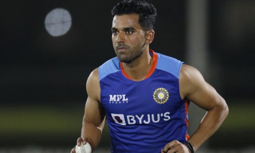 இந்திய வேகப்பந்து வீச்சாளர் தீபக் சாஹர் காயம்- தென்ஆப்பிரிக்க தொடரில் இருந்து விலகல்?