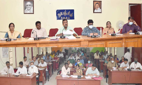 குமரி மாவட்டத்தில் குடிநீர் திட்ட பணிகளை விரைந்து முடிக்க வேண்டும்