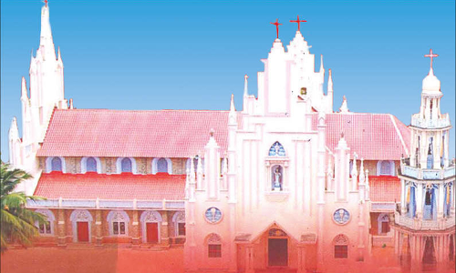 புனித குழந்தை இயேசுவின் தெரசா ஆலயத்தில் இன்று தேர்ப்பவனி