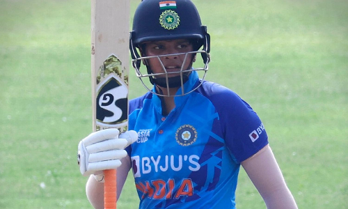 வங்காள தேச அணிக்கு 160 ரன்கள் இலக்கு நிர்ணயித்தது இந்திய பெண்கள் அணி