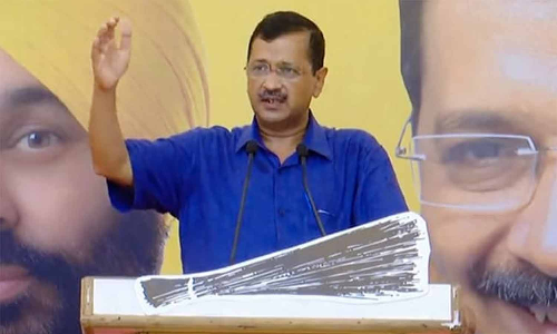 குஜராத் யாத்திரையில் ஜெய் ஸ்ரீராம் என முழங்கிய கெஜ்ரிவால்