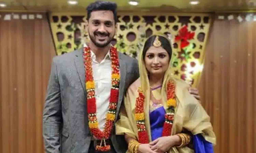 மாறி மாறி குற்றம் சாட்டிக்கொள்ளும் சீரியல் பிரபலங்கள் திவ்யா- அர்னவ்