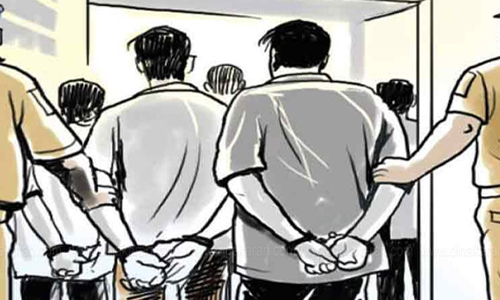 வேலூர் மாவட்டத்தில் 32 ரவுடிகள் திடீர் கைது