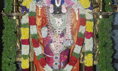 புரட்டாசி 3-வது சனிக்கிழமை:  தருமபுரி, கிருஷ்ணகிரி மாவட்டத்தில் பெருமாள்   கோவில்களில் சிறப்பு பூஜைகள்