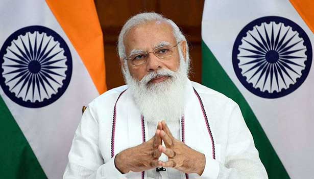 குஜராத்தில் இன்று 2-வது நாள் பயணம்: பிரதமர் மோடி பொதுக்கூட்டத்தில் பேசுகிறார்