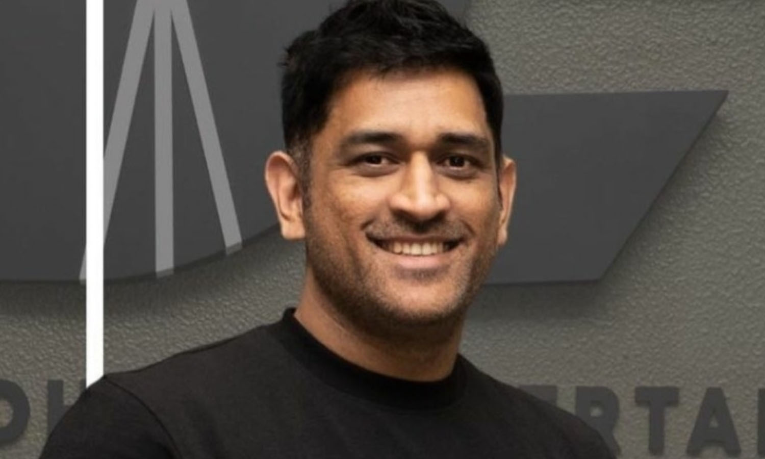 சினிமாவில் நுழையும் டோனி.. வெளியான தகவல்.. சினிமாவில் நுழையும் டோனி.. வெளியான தகவல்..