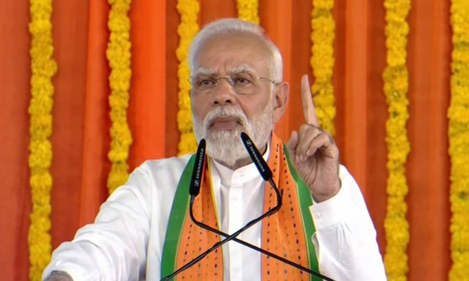 குஜராத் மக்கள் சுய லாபத்துக்காக என்னை சந்தித்தது கிடையாது- பிரதமர் மோடி