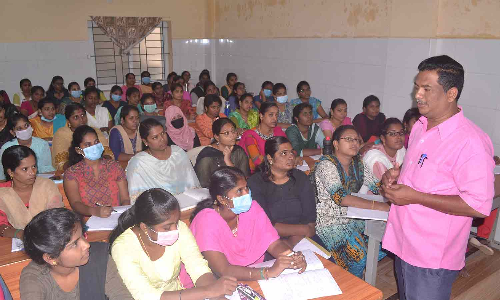 இளநிலை-முதுநிலை எழுத்தருக்கு பயிற்சி முகாம்