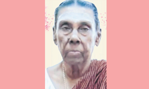 தொழிலதிபர் தாயார் காலமானார்