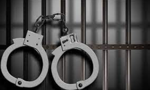 கள்ளச்சந்தையில் மது விற்ற 4 பேர் கைது