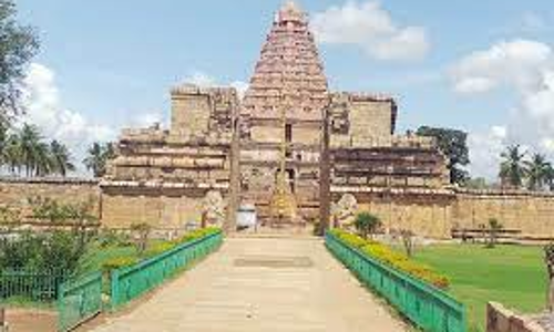 பிரகதீஸ்வரர் கோவில் கிரிவல பெருவிழா