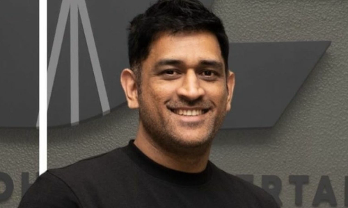 சினிமாவில் நுழையும் டோனி.. வெளியான தகவல்..