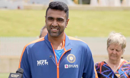 டி20 உலகக்கோப்பையில் 23-ந் தேதி மோதல்: பாகிஸ்தான் அணியை மதிக்கிறோம்- தமிழக வீரர் அஸ்வின்