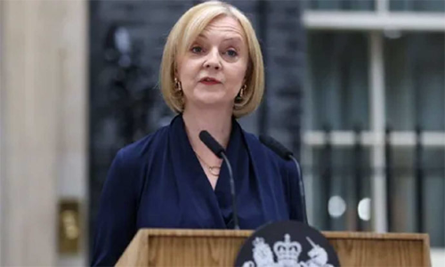 2 லட்சம் அரசு ஊழியர்களை பணி நீக்கம் செய்ய திட்டம்?- பிரதமர் நடவடிக்கையால் அதிர்ச்சி