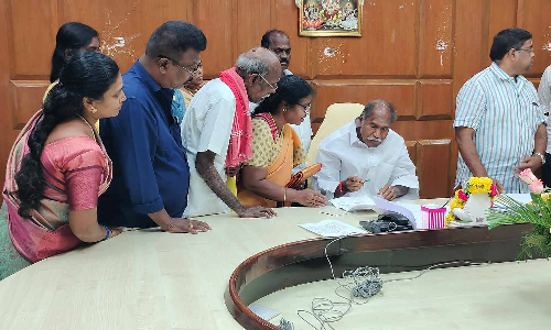 பட்டா வழங்க முதல்-அமைச்சர் ரங்கசாமியிடம் கோரிக்கை