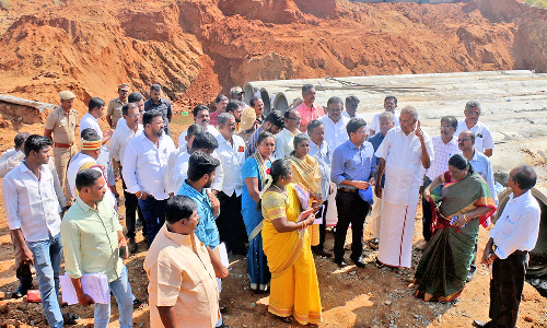 தாமிரபரணி ஆறு, நம்பியாறு, கருமேனியாறு இணைப்பு திட்டம்:  4 வழிச்சாலையில் குழாய்கள் அமைக்கும் பணி இந்த மாத இறுதியில் முடிவடையும்- சபாநாயகர் அப்பாவு தகவல்