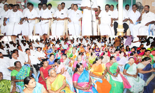 அ.தி.மு.க.வை தி.மு.க.வால் ஒருபோதும் வீழ்த்த முடியாது-முன்னாள் அமைச்சர் பேச்சு