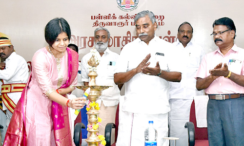 பாரத் கல்வியியல் கல்லூரியில் அரசு மாதிரி பள்ளி மேல்நிலை 2-ம் ஆண்டு வகுப்புகள்